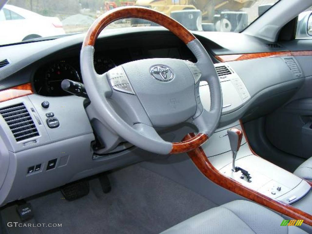 2007 Avalon Limited - Titanium Metallic / Light Gray photo #5