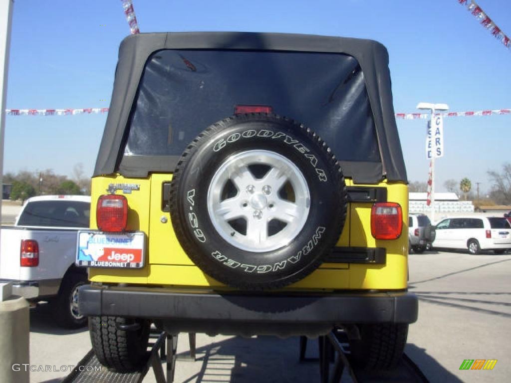 2006 Wrangler Unlimited 4x4 - Solar Yellow / Dark Slate Gray photo #21