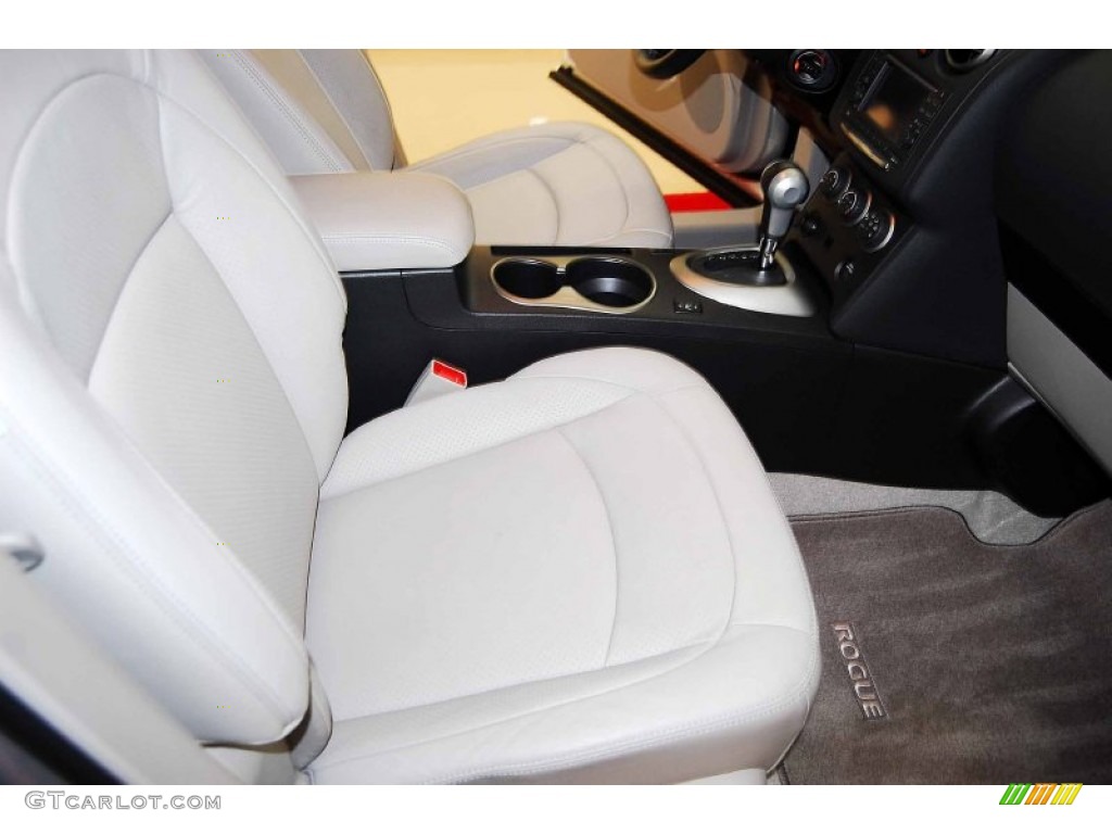 2011 Rogue SL - Silver Ice Metallic / Gray photo #20