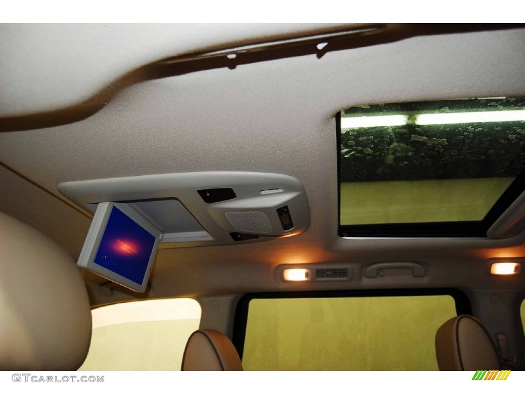 2012 Quest 3.5 LE - Super Black / Beige photo #14