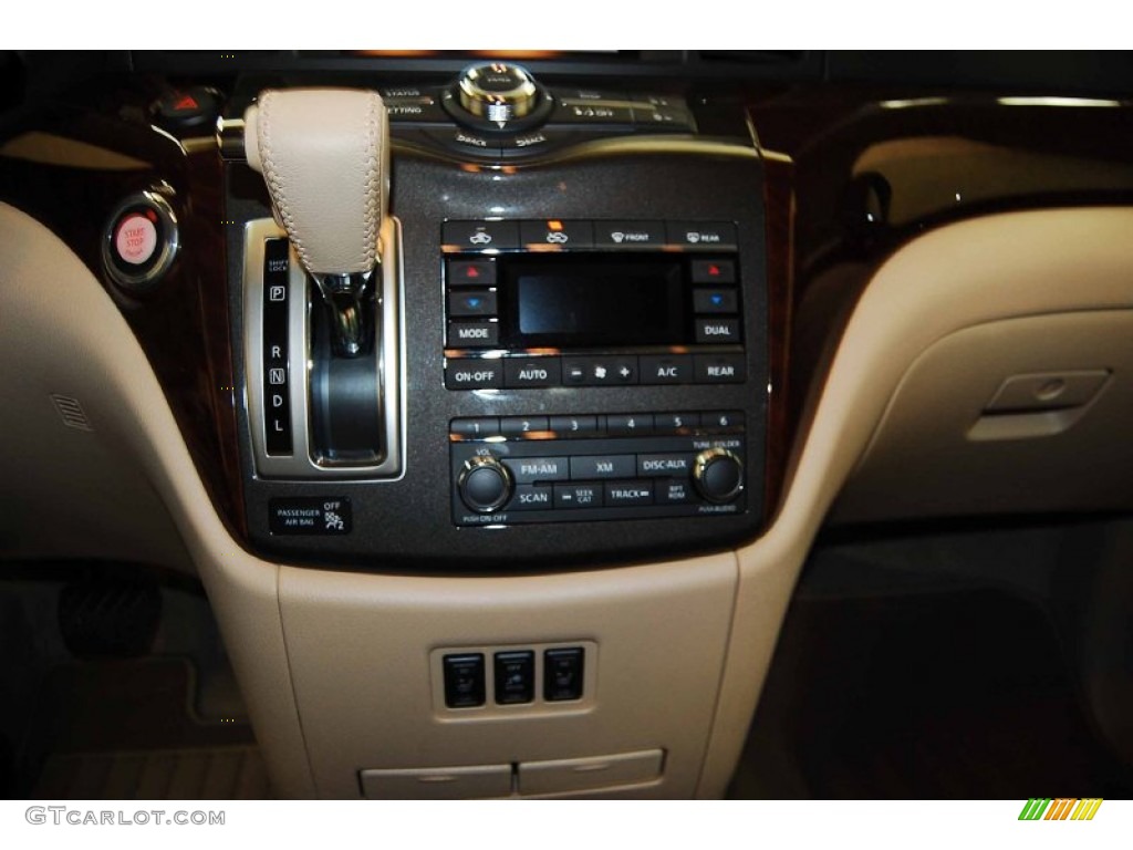 2012 Quest 3.5 LE - Super Black / Beige photo #21