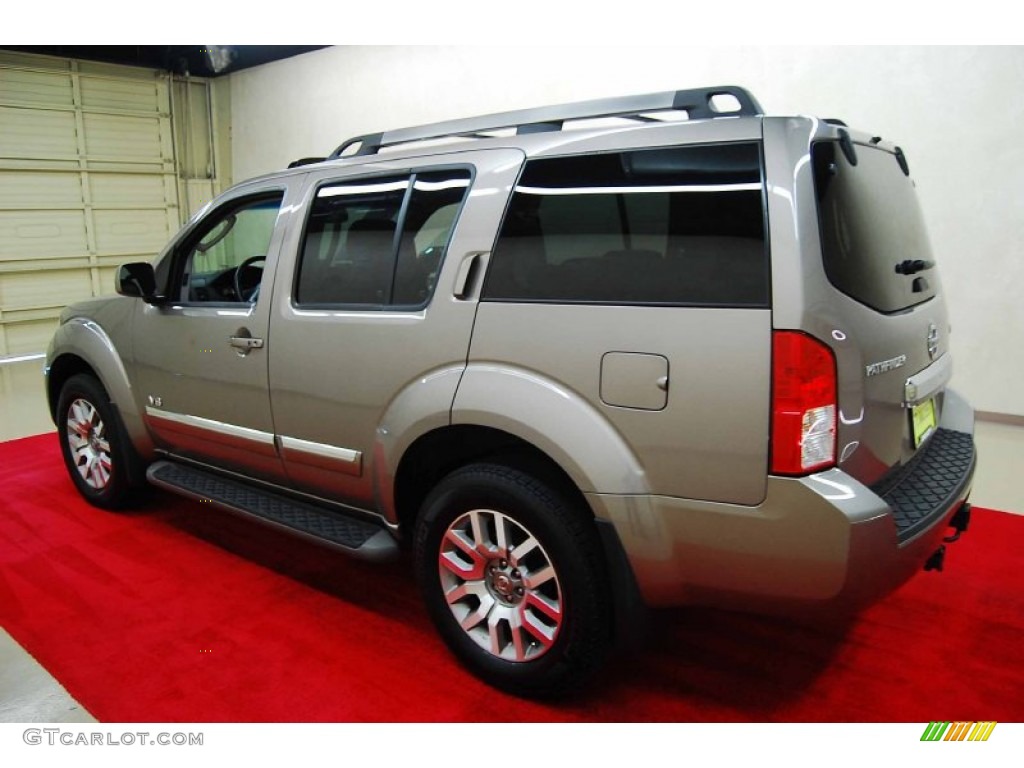 2008 Pathfinder LE V8 - Desert Stone / Graphite photo #4