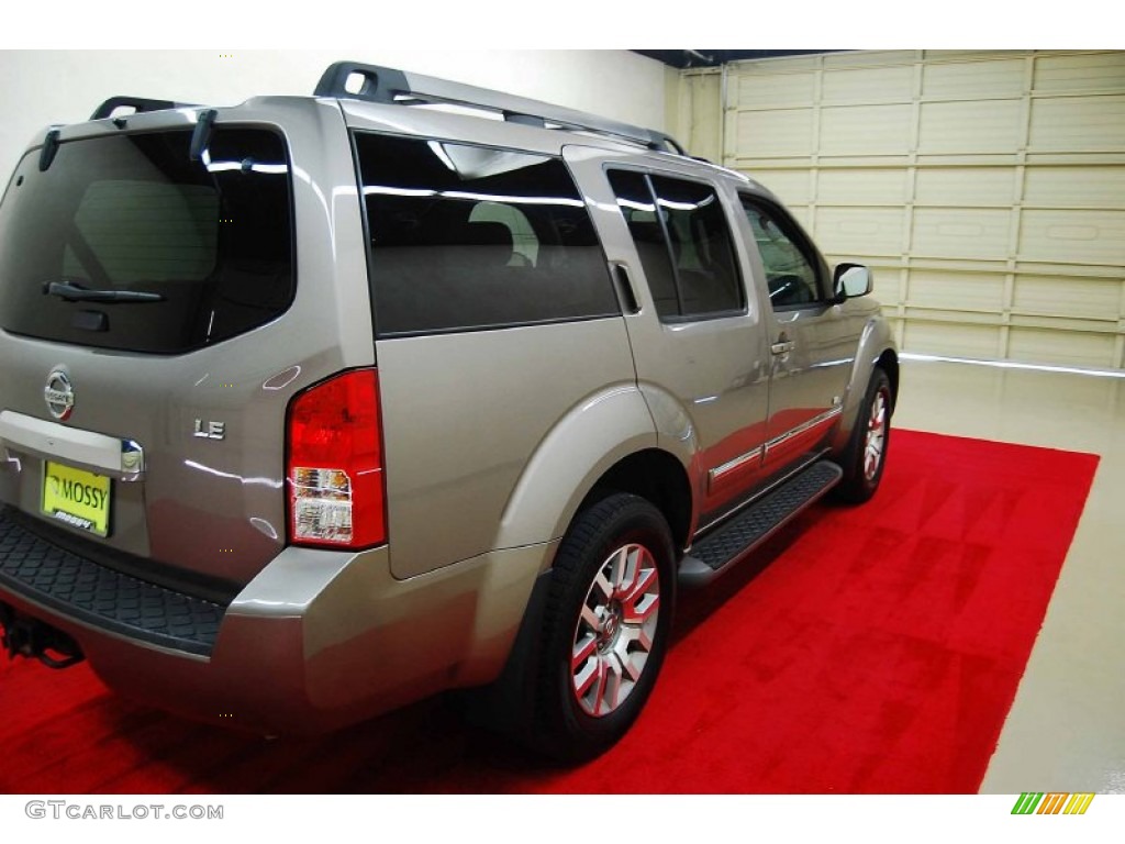 2008 Pathfinder LE V8 - Desert Stone / Graphite photo #6