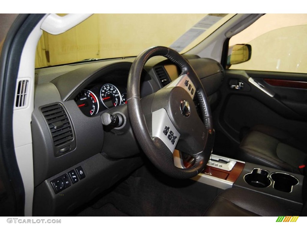 2008 Pathfinder LE V8 - Desert Stone / Graphite photo #11