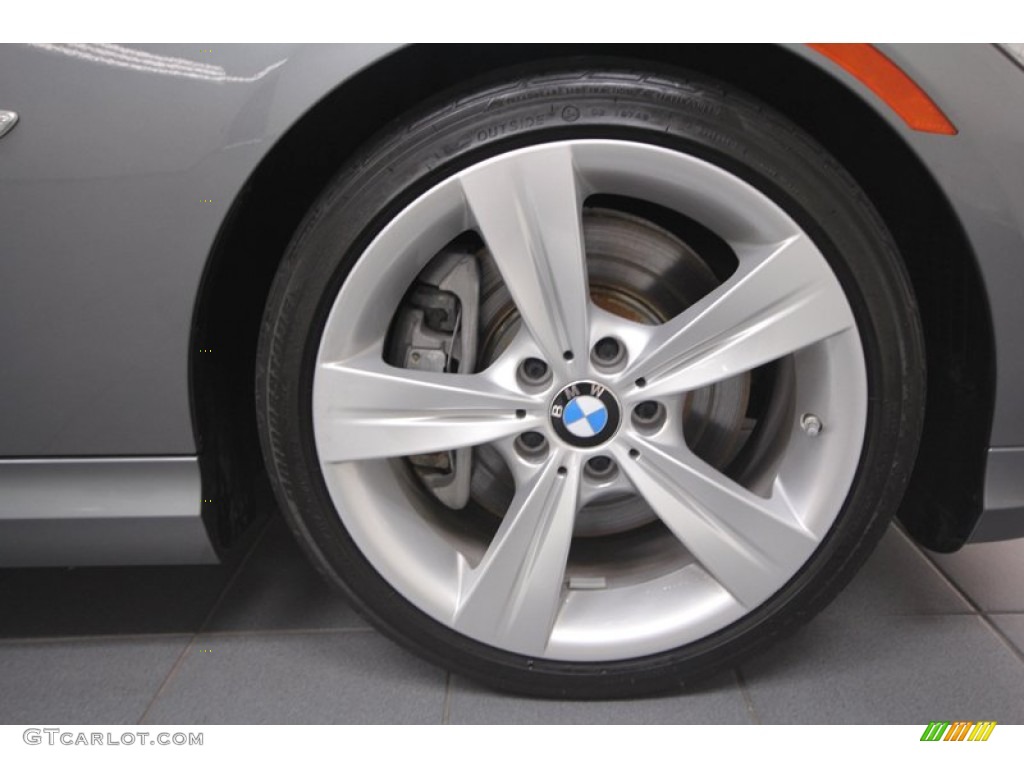 2011 3 Series 335i Sedan - Space Gray Metallic / Oyster/Black Dakota Leather photo #10
