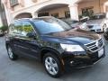 Deep Black Metallic - Tiguan Wolfsburg Edition Photo No. 26