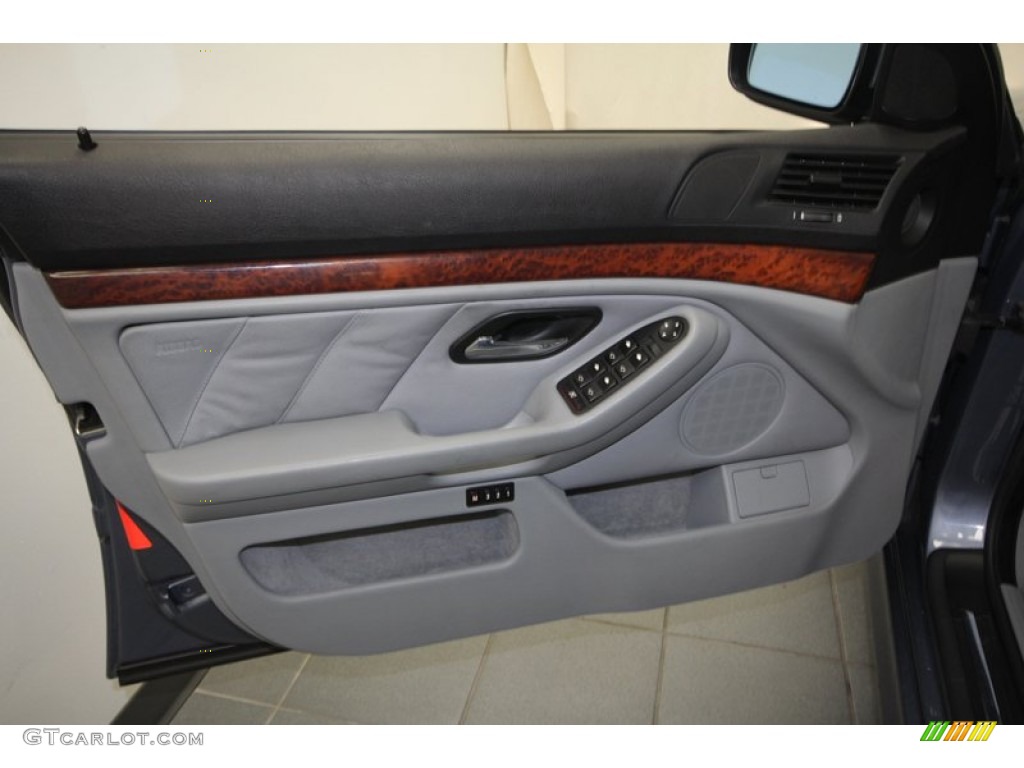 2002 BMW 5 Series 530i Sedan Grey Door Panel Photo #73225743
