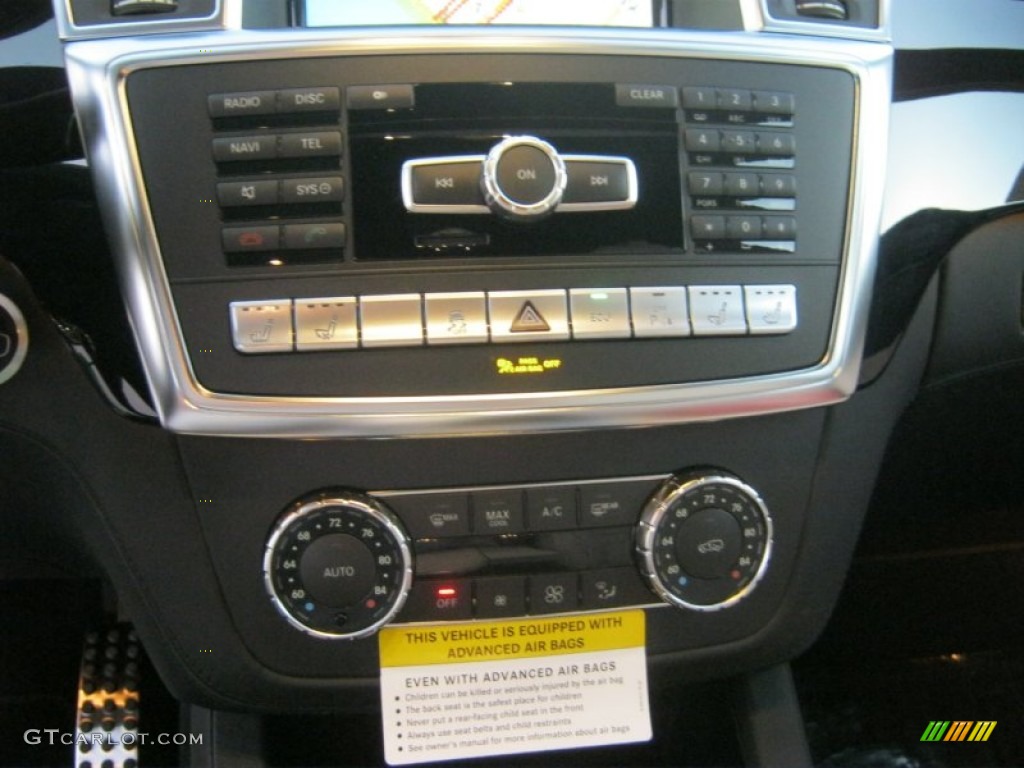 2013 Mercedes-Benz ML 63 AMG 4Matic Controls Photo #73226057