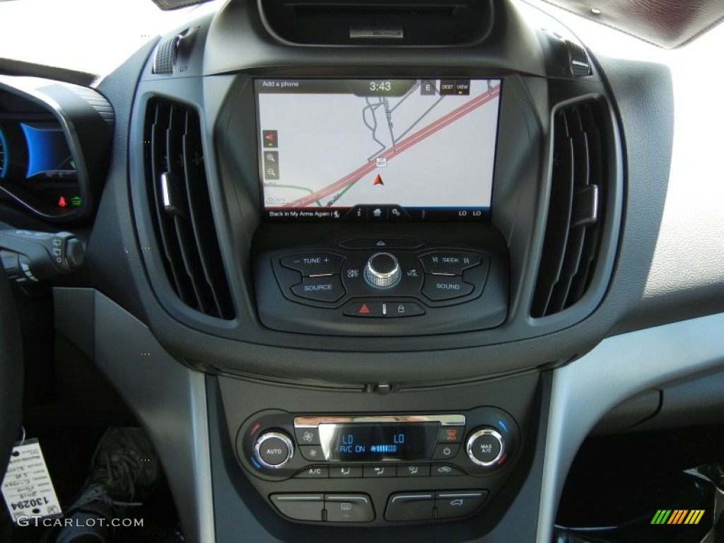2013 Ford C-Max Hybrid SE Navigation Photos