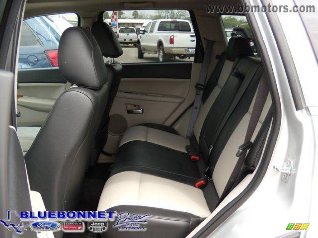 2008 Grand Cherokee Limited 4x4 - Bright Silver Metallic / Dark Khaki/Light Graystone photo #13