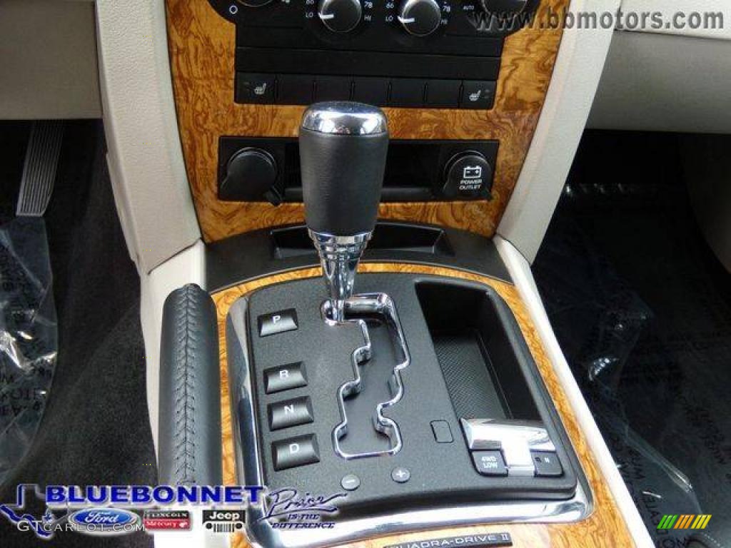 2008 Grand Cherokee Limited 4x4 - Bright Silver Metallic / Dark Khaki/Light Graystone photo #16