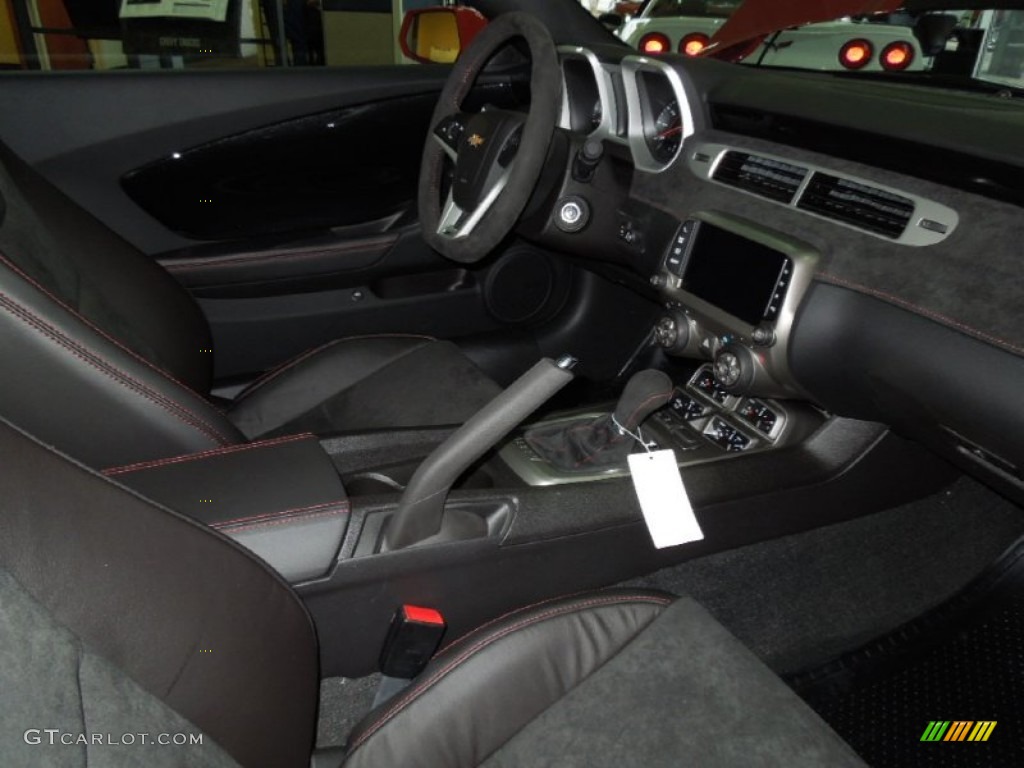 2013 Camaro ZL1 - Victory Red / Black photo #32