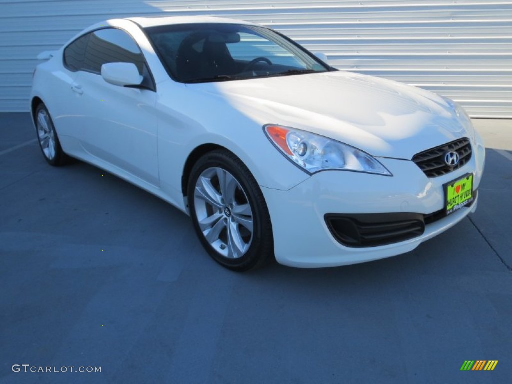 Karussell White Hyundai Genesis Coupe