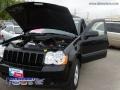 Black - Grand Cherokee Laredo Photo No. 9