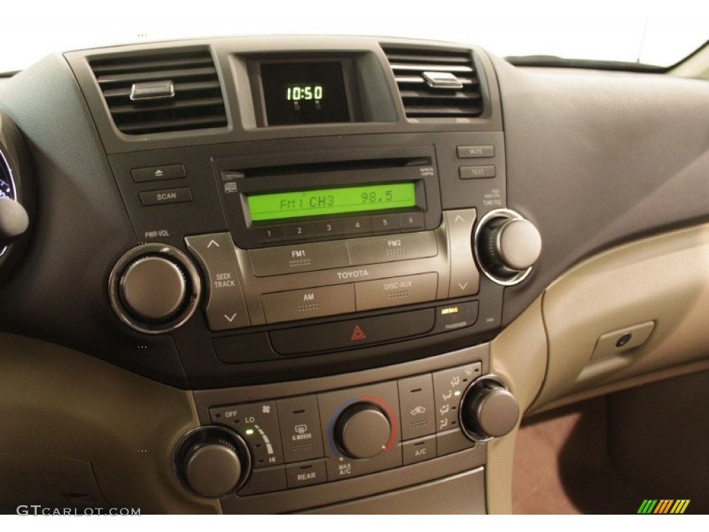 2010 Highlander V6 4WD - Blizzard White Pearl / Sand Beige photo #8