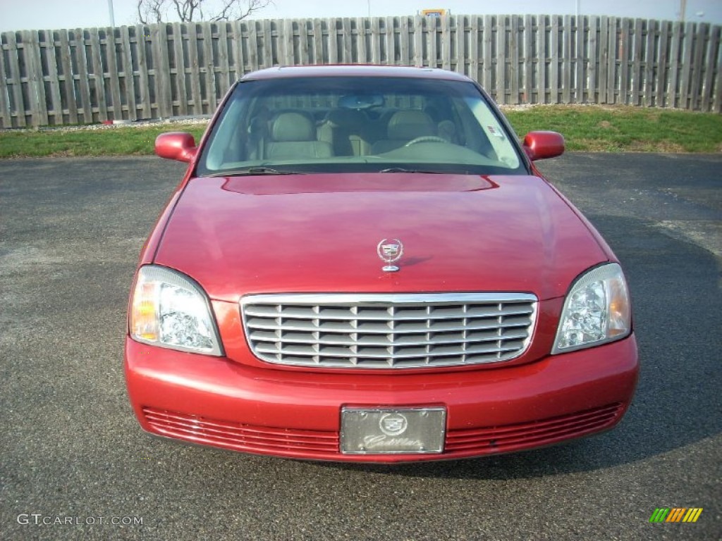 2002 DeVille Sedan - Crimson Pearl / Oatmeal photo #14