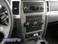 Black - Grand Cherokee Laredo Photo No. 19
