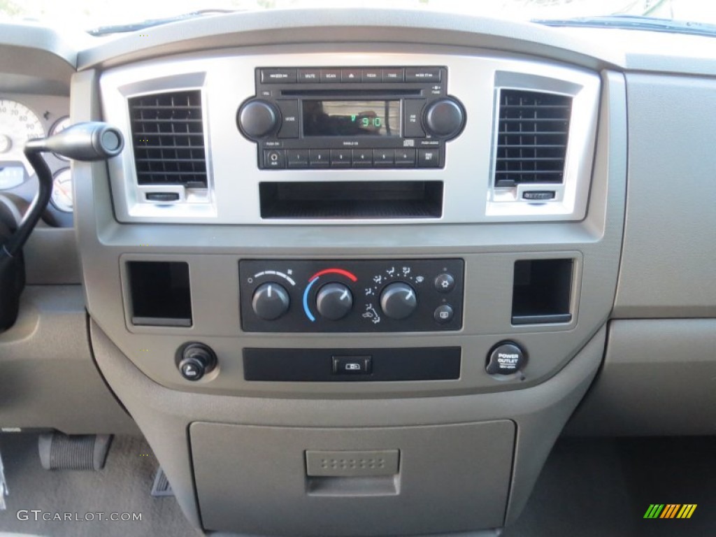 2008 Ram 1500 Lone Star Edition Quad Cab - Bright White / Khaki photo #33