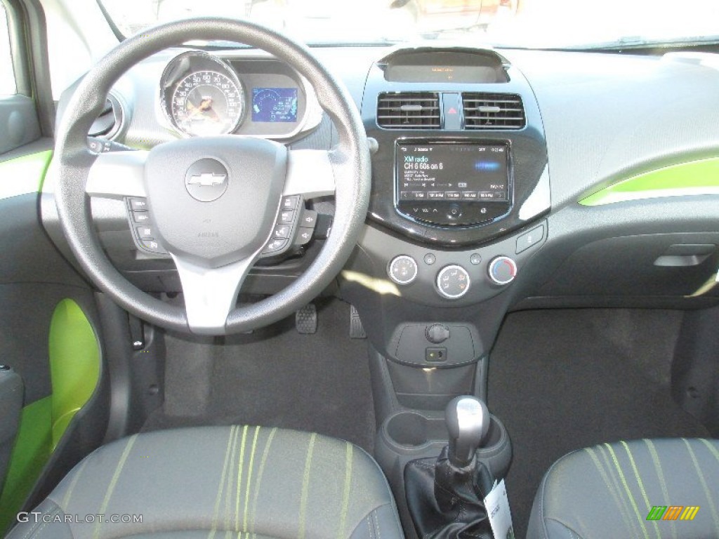 2013 Chevrolet Spark LT Green/Green Dashboard Photo #73239921
