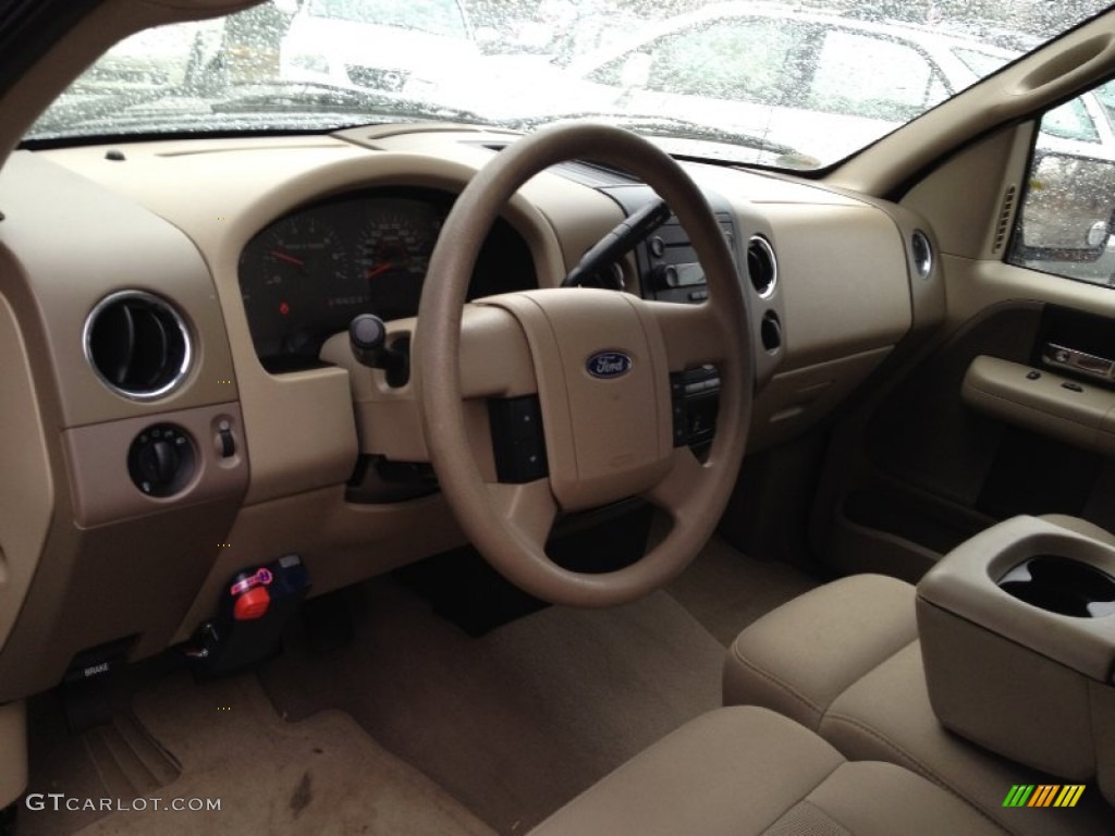2006 F150 XLT Regular Cab 4x4 - Arizona Beige Metallic / Tan photo #3