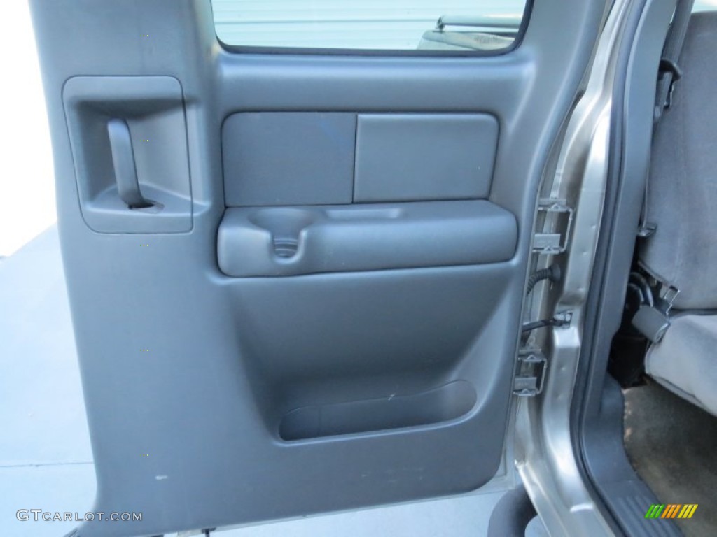 2003 Sierra 1500 SLT Extended Cab - Pewter Metallic / Dark Pewter photo #25
