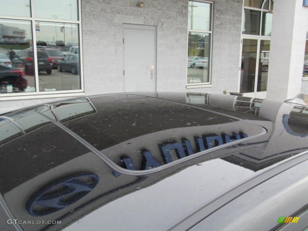 2012 Elantra Limited - Midnight Black / Gray photo #5