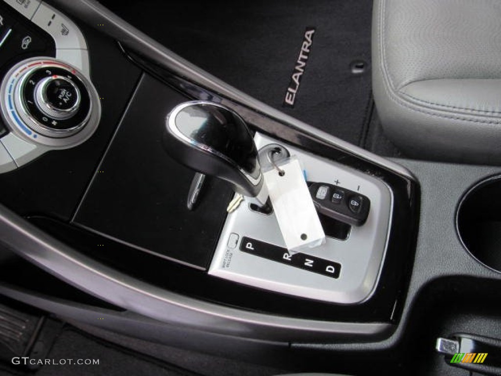 2012 Elantra Limited - Midnight Black / Gray photo #17