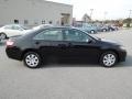 Black - Camry LE Photo No. 6