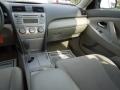 Black - Camry LE Photo No. 18