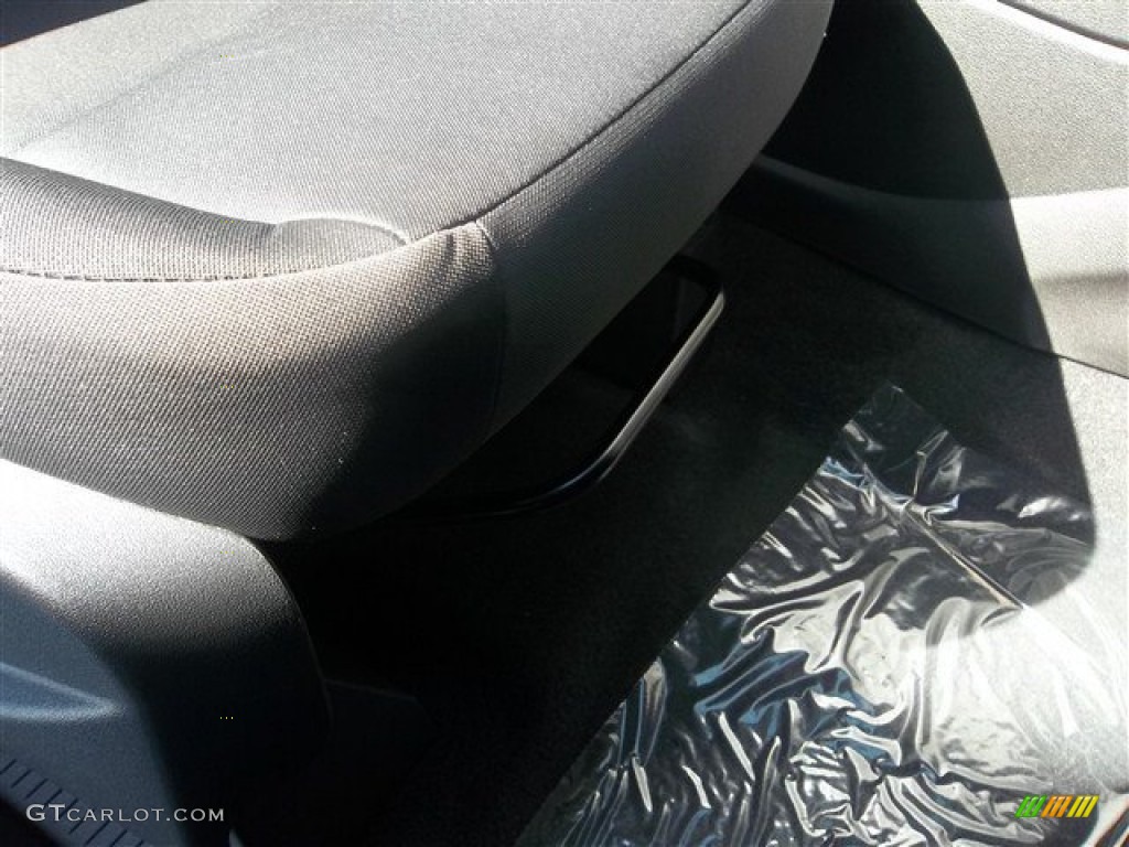 2013 Escape S - Frosted Glass Metallic / Charcoal Black photo #29