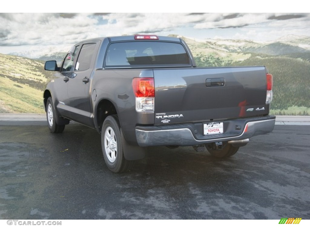 2013 Tundra CrewMax 4x4 - Magnetic Gray Metallic / Graphite photo #3