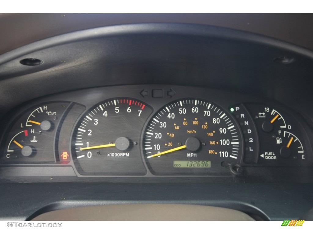 2002 Tundra SR5 Access Cab 4x4 - Desert Sand / Oak photo #34