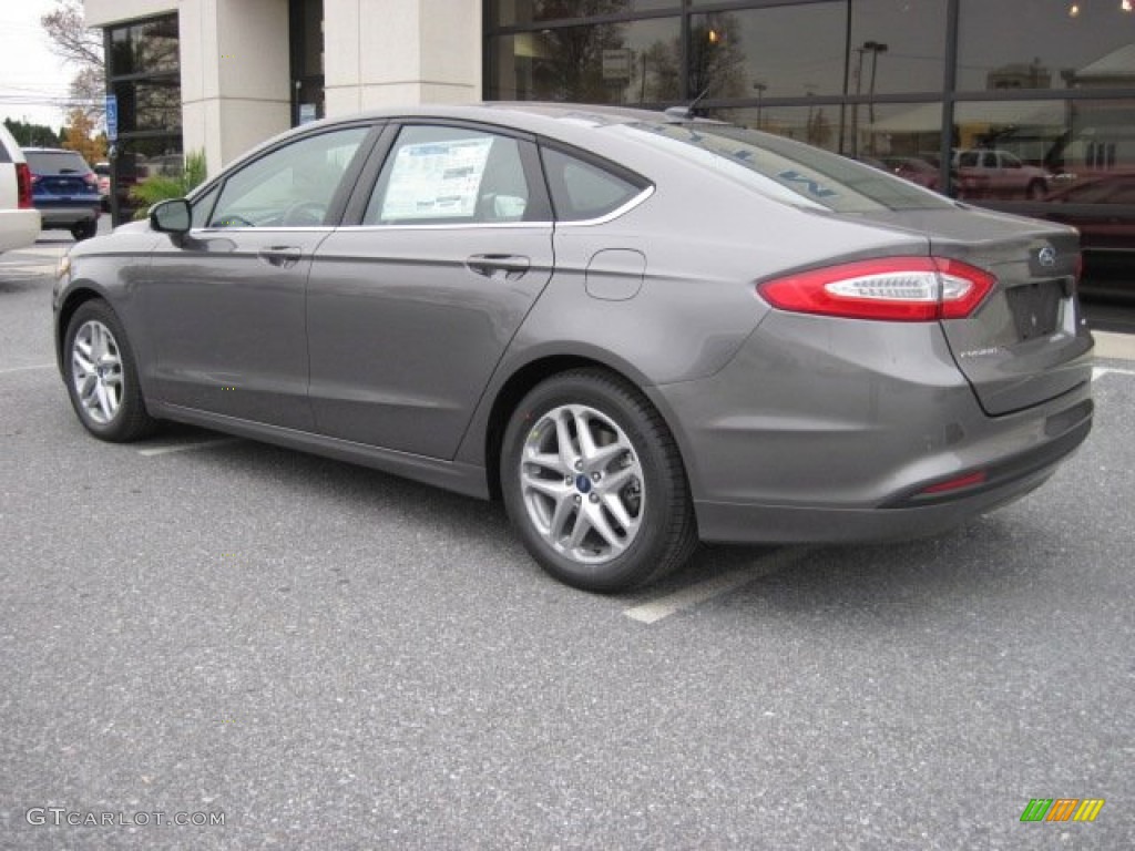 2013 Fusion SE - Sterling Gray Metallic / Charcoal Black photo #3