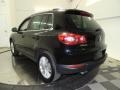 Deep Black Metallic - Tiguan Wolfsburg Edition 4Motion Photo No. 9