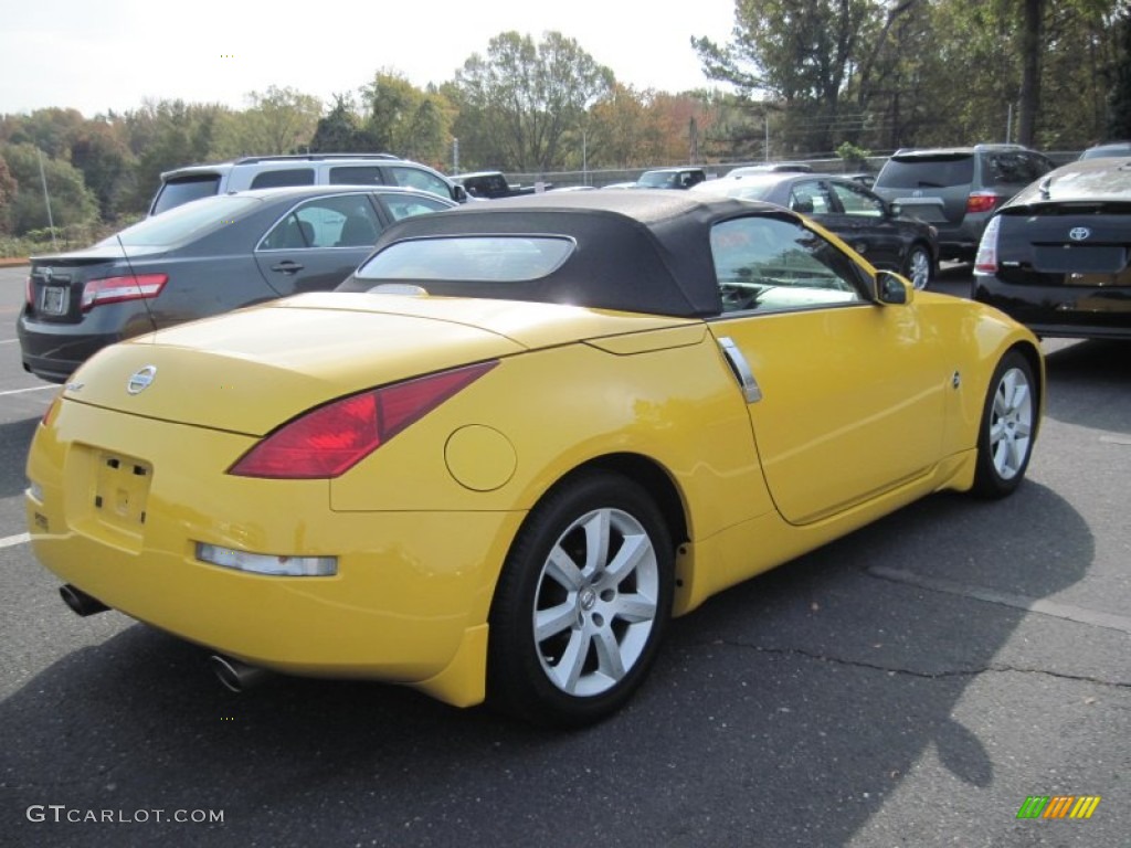 2005 350Z Touring Roadster - Ultra Yellow Metallic / Charcoal photo #3