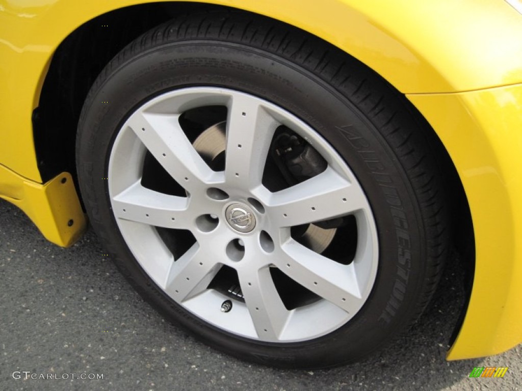 2005 350Z Touring Roadster - Ultra Yellow Metallic / Charcoal photo #17