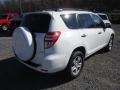 Super White - RAV4 I4 4WD Photo No. 6