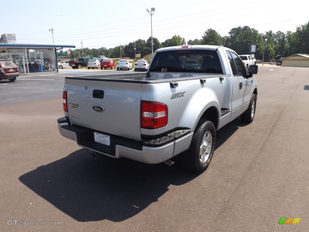 2005 F150 STX Regular Cab Flareside - Silver Metallic / Medium Flint Grey photo #5