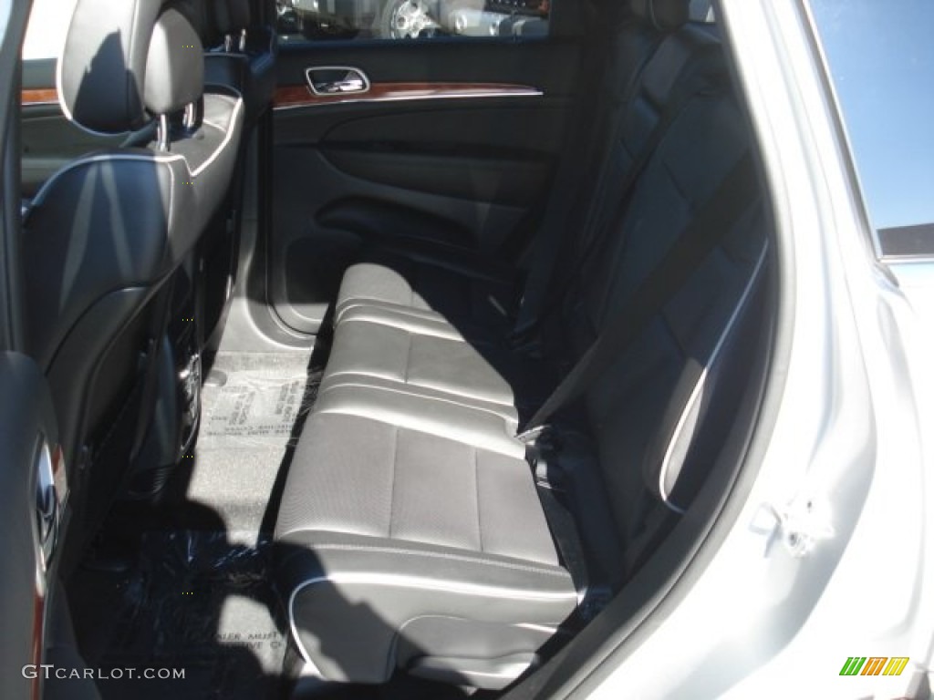 2013 Grand Cherokee Overland 4x4 - Bright Silver Metallic / Black photo #13