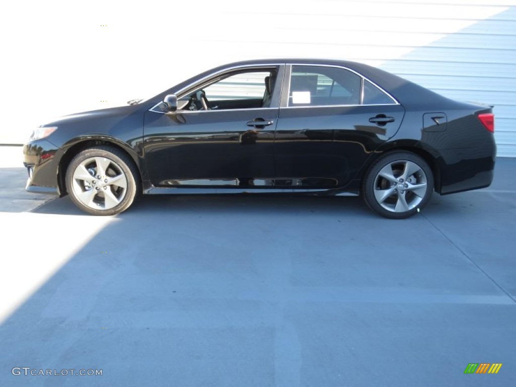 2012 Camry SE - Attitude Black Metallic / Black photo #5