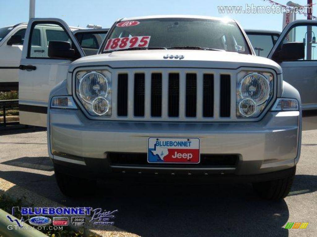 2008 Liberty Sport 4x4 - Bright Silver Metallic / Pastel Slate Gray photo #1