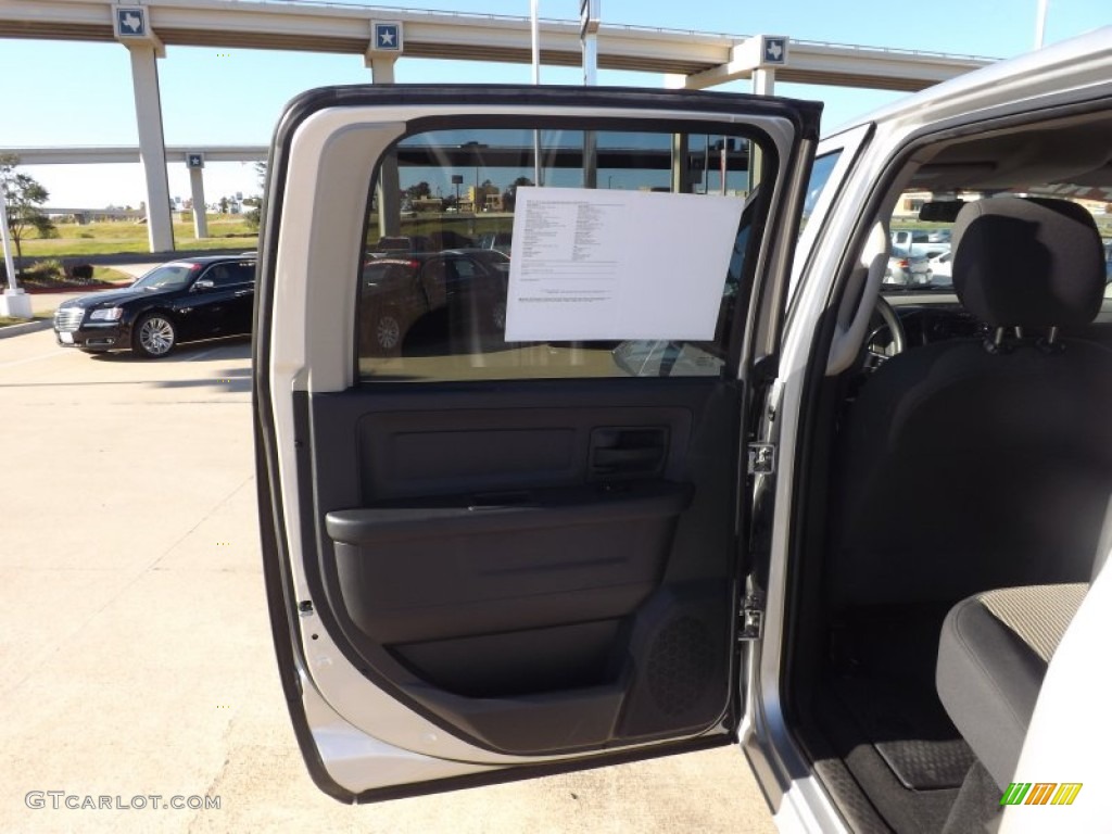 2010 Ram 3500 ST Crew Cab 4x4 Dually - Bright Silver Metallic / Dark Slate/Medium Graystone photo #17