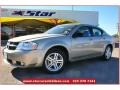 Light Sandstone Metallic 2009 Dodge Avenger SXT