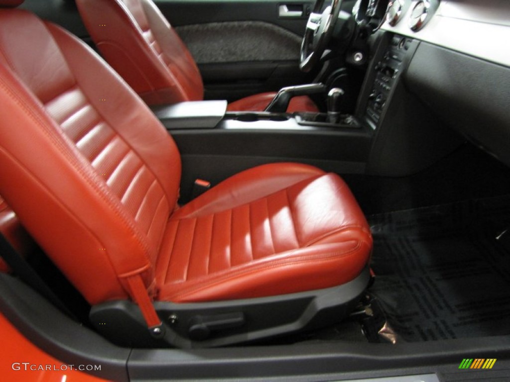 2005 Mustang GT Premium Coupe - Torch Red / Red Leather photo #12
