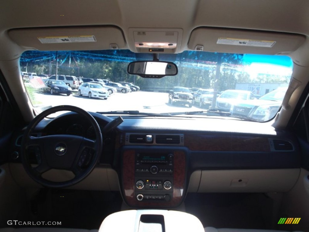 2007 Tahoe LT - Summit White / Light Cashmere/Ebony photo #9