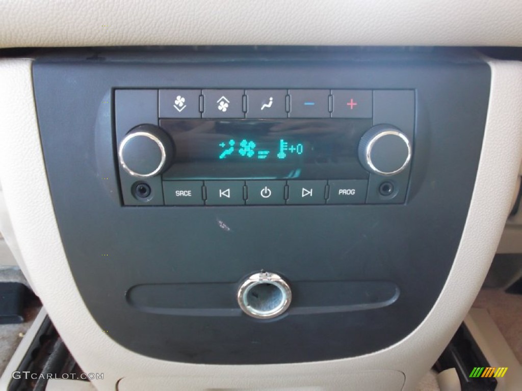 2007 Tahoe LT - Summit White / Light Cashmere/Ebony photo #12