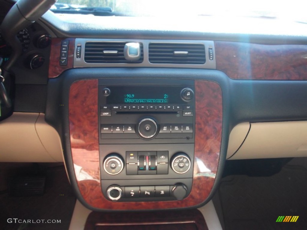 2007 Tahoe LT - Summit White / Light Cashmere/Ebony photo #15