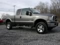 2006 Dark Shadow Grey Metallic Ford F350 Super Duty Lariat SuperCab 4x4  photo #18