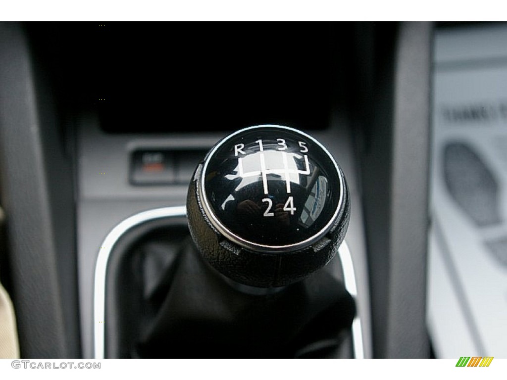 2007 Volkswagen Rabbit 2 Door Transmission Photos