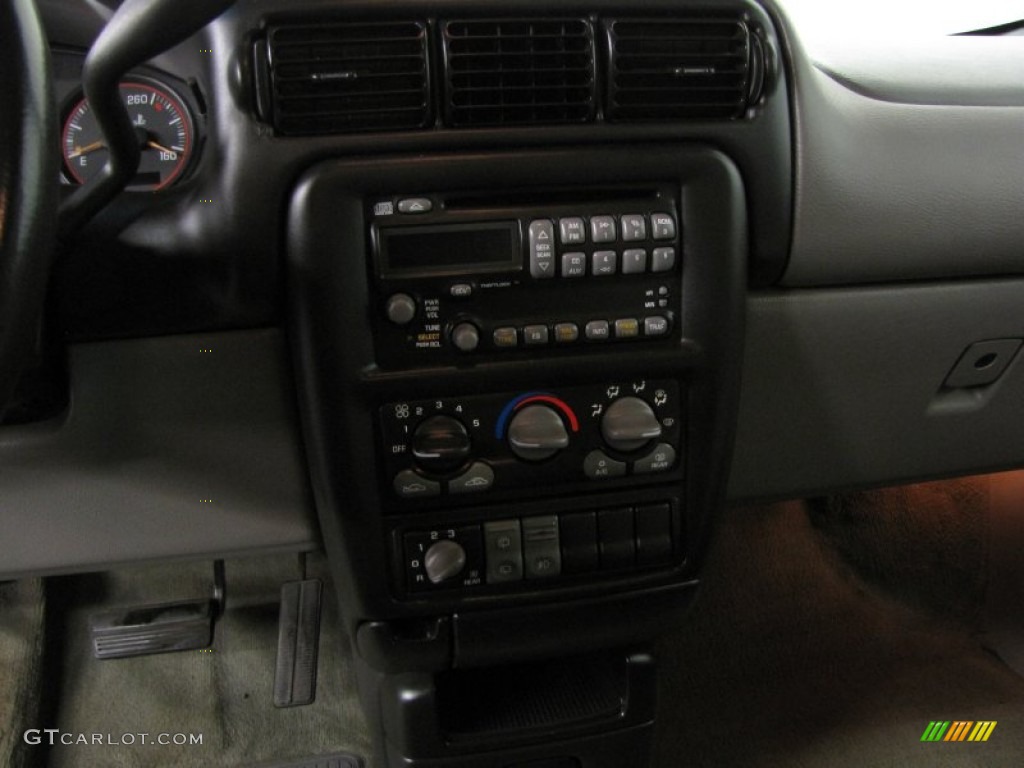 2000 Montana  - Blue-Black Metallic / Gray photo #27